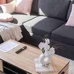 Gæstehus Romantique De Luxe A Chambre, Salon Sdb Privee 2e Etage Liège
